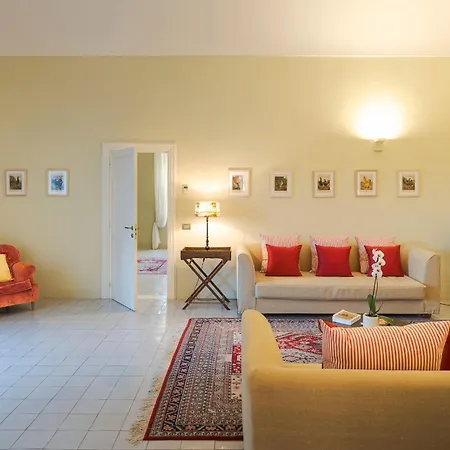 Domus Olivae Villa *