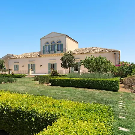Villa Domus Olivae Chiaramonte Gulfi